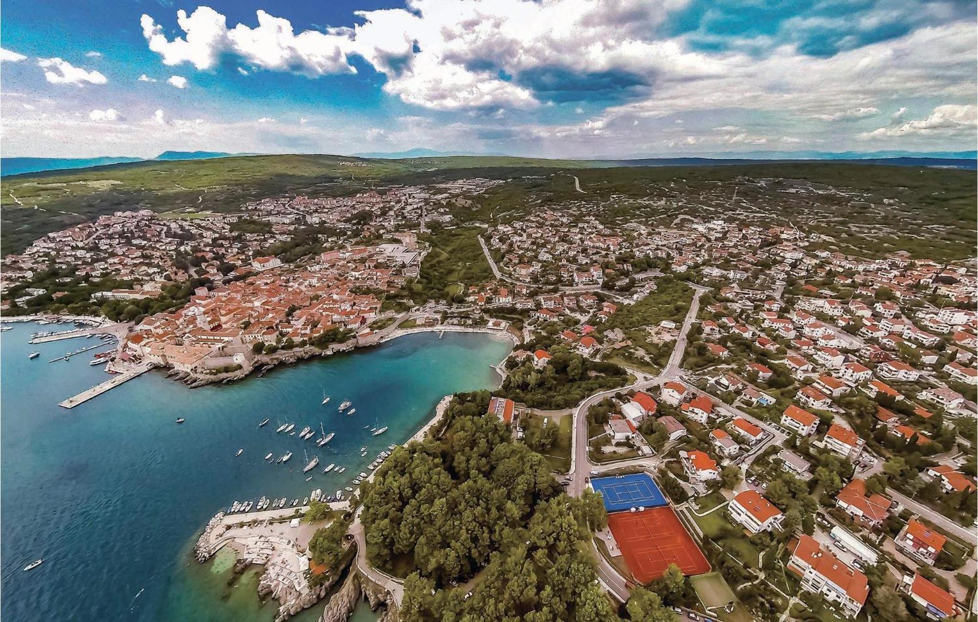 2 Bedroom Gorgeous Home In Baska Exteriör bild